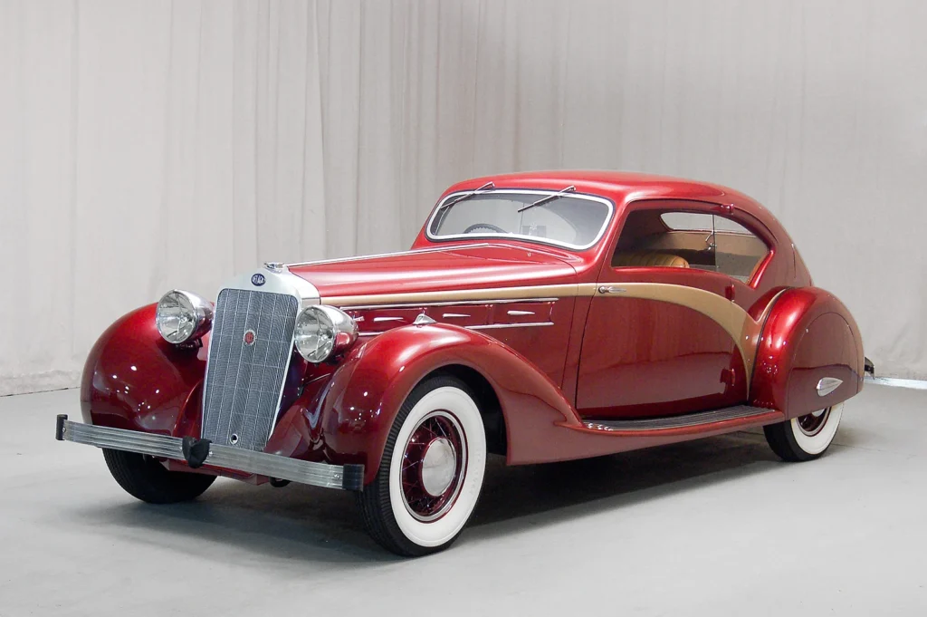 Ritz Paris · París Delage D8-120 Aerosport